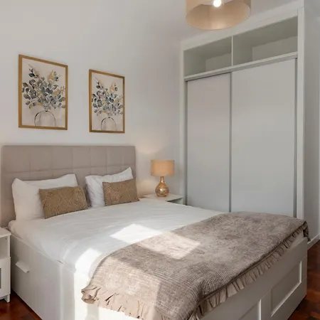 Casa Do Beiral By An Island Santa Cruz (Madeira)